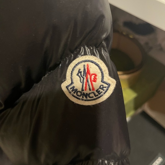 Moncler Black Down Fulmarus Long Coat Mint Condition Size 4 Moncler sizing - Picture 3 of 6